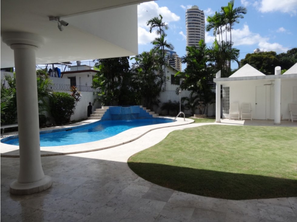VENDO/ALQUILO CASA CON PISCINA EN EL CARMEN - 6