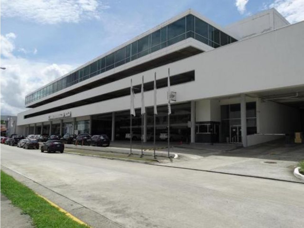 LOCAL COMERCIAL EN COSTA DEL ESTE 187 M2 3 PARKING