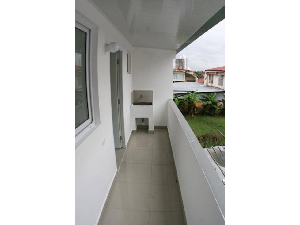 APARTAMENTO PARQUE LEFEVRE PASOS DE PARQUE OMAR