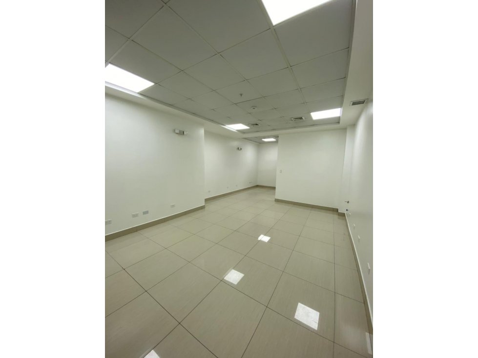 OFICINA 104m2 RBS TOWER, PAITILLA INCLUYE MTTO Y ELECTRICIDAD - 2