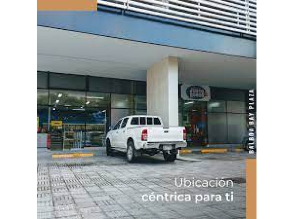 SE ALQUILAN LOCALES COMERCIALES BALBOA BAY PLAZA 140 M2 - 2