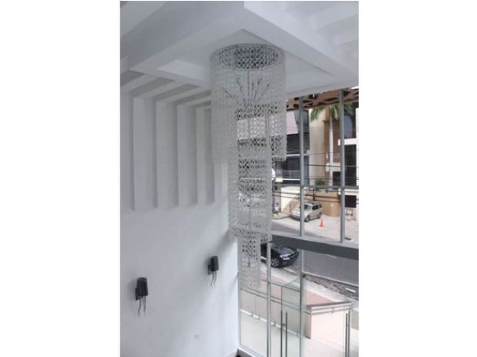 ALQUILER OFICINA AMOBLADA 126+40m2 CALLE 50 HABITATS PLAZA — foto 4