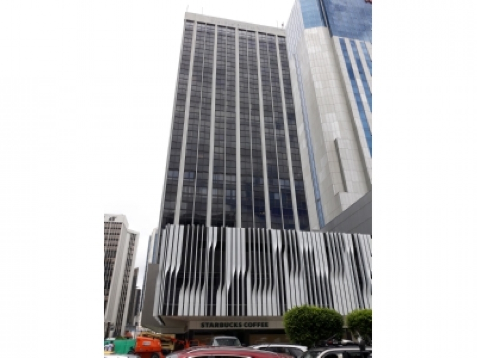 NEGOCIE ALQUILER O VENTA OFICINA DE 395M2, PISO COMPLETO EN CALLE 50