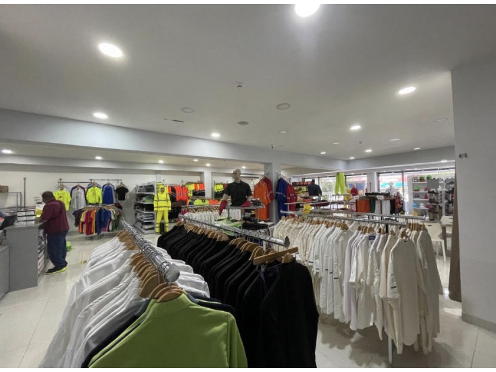 ALQUILER DE LOCAL DE 750M2 EN VIA ESPAÑA MAS ALMACENAMIENTO NEGOCIABLE — foto 2