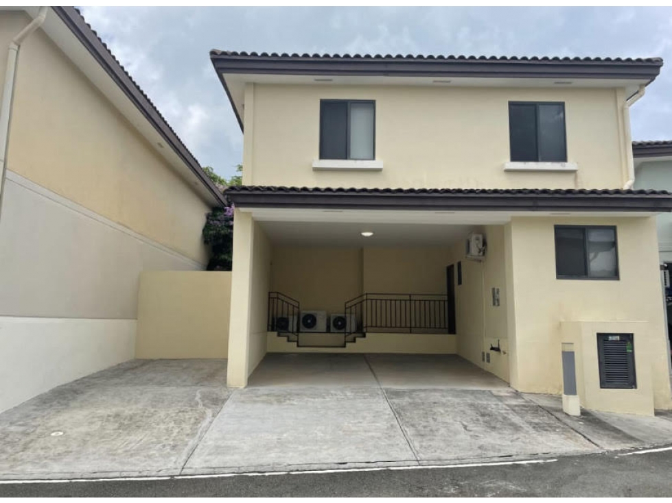 ALQUILER CASA EN ALQUILER EN RIVER VALLEY CON LINEA BLANCA — foto 2