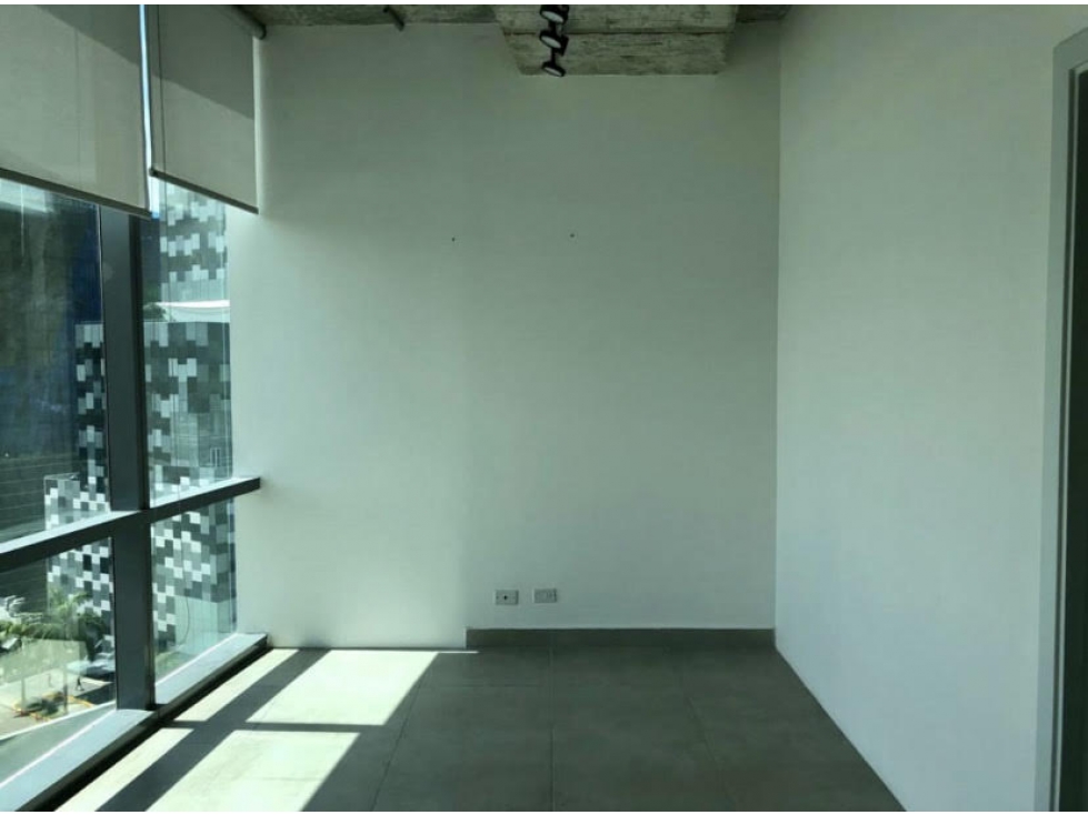 OFICINA EN COSTA DEL ESTE 104 M2, FINANCIAL PARK MTTO INCLUIDO — foto 2