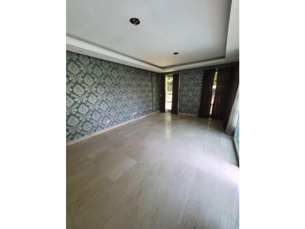 CASA CON PISCINA EN ALBROOK 406M2 — foto 2