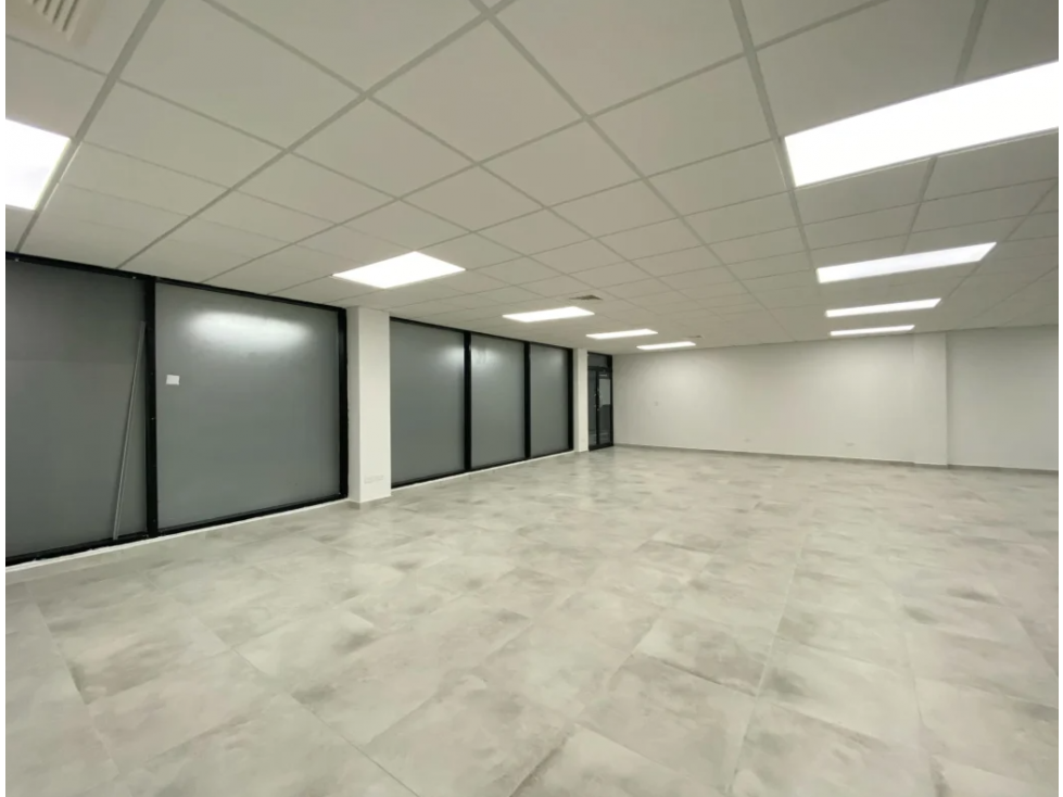 Alquiler de oficina de 140 m2 en Obarrio