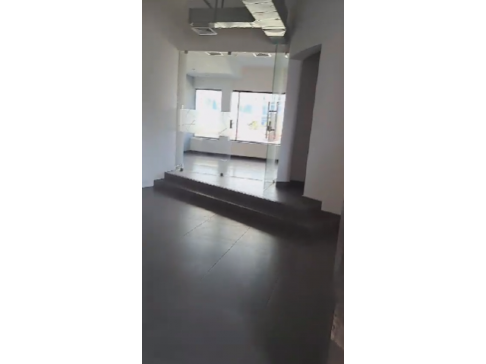 ALQUILER LOCAL 1.150M2 COMERCIAL O PARA OFICINAS EN CALLE 50 — foto 6