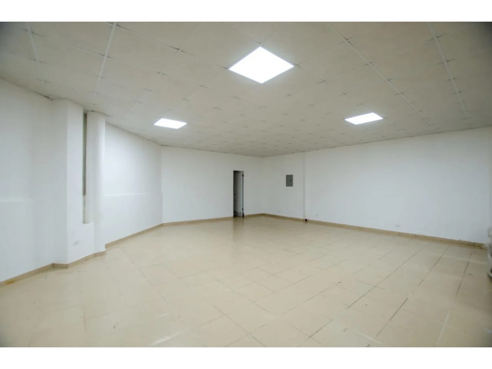 ALQUILO LOCAL ALBROOK 100.27M2 PLAZA ALBROOK - 5