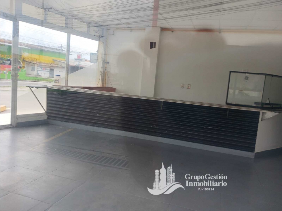 ALQUILER LOCALES AVENIDA JOSÉ AGUSTÍN ARANGO PLAZA JUAN DIAZ KAF — foto 4