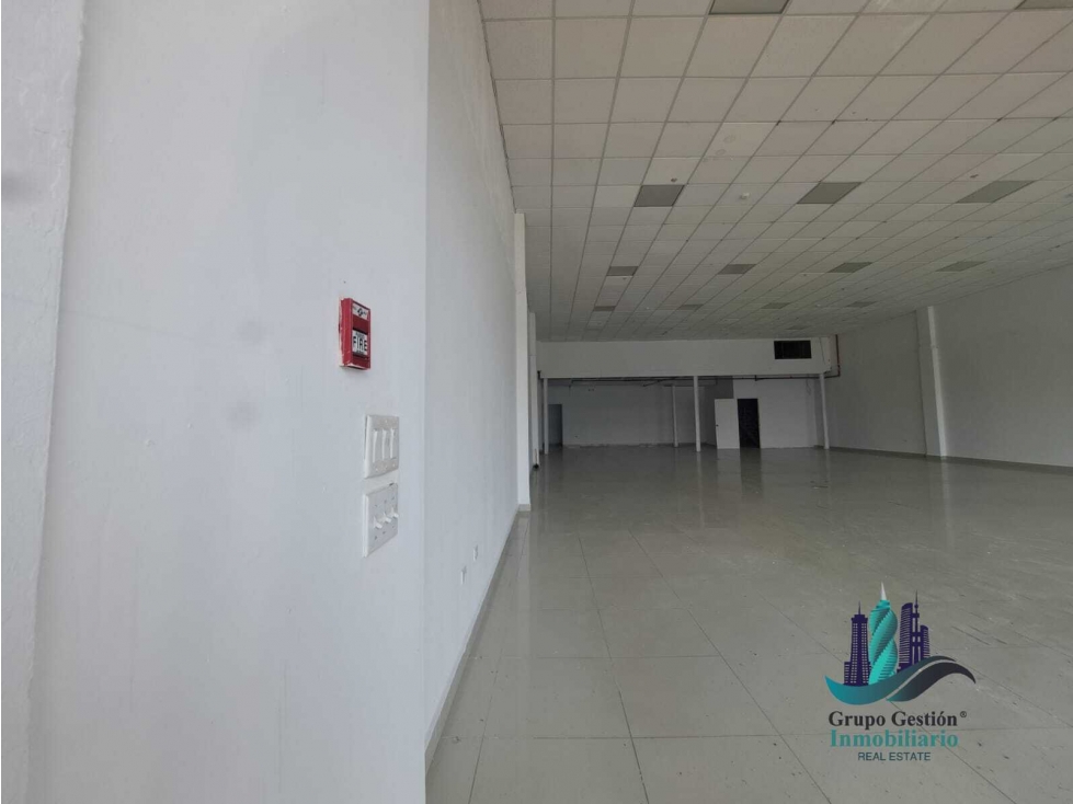 ALQUILER LOCALES EN LA 24 DICIEMBRE TOCUMEN 289M2 KAF — foto 4