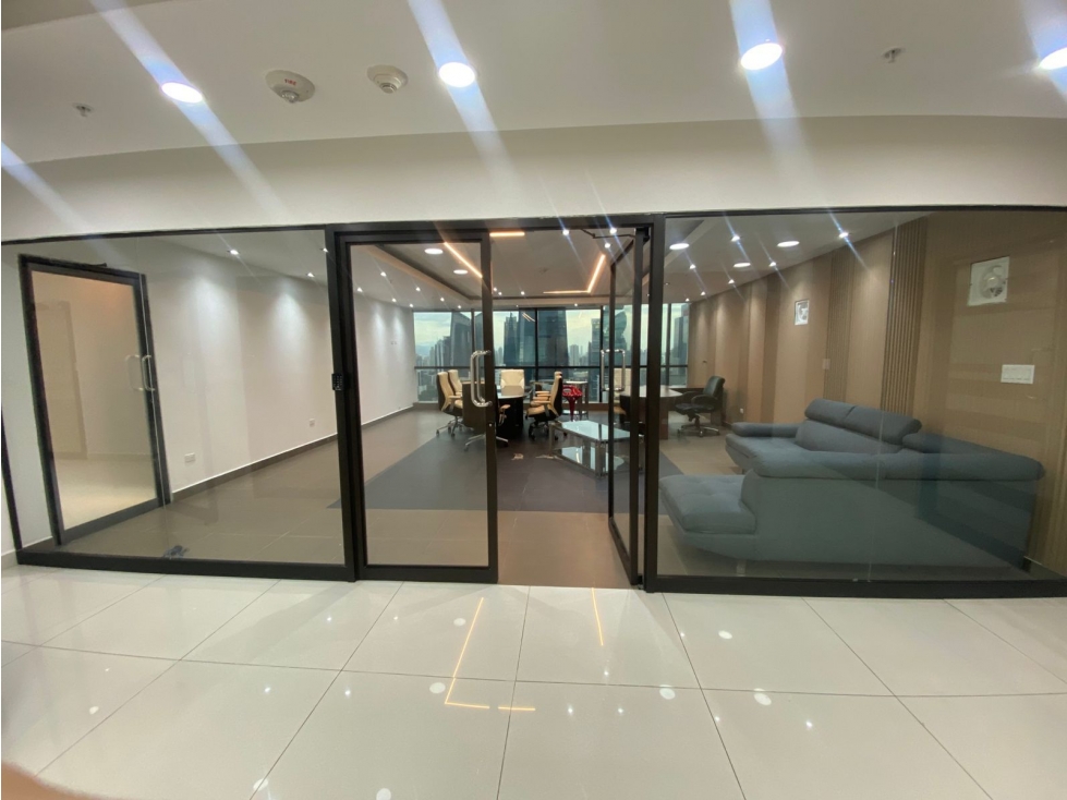 ALQUILER OFICINA CALLE 50 255 M2 TOWER BANK CV — foto 4