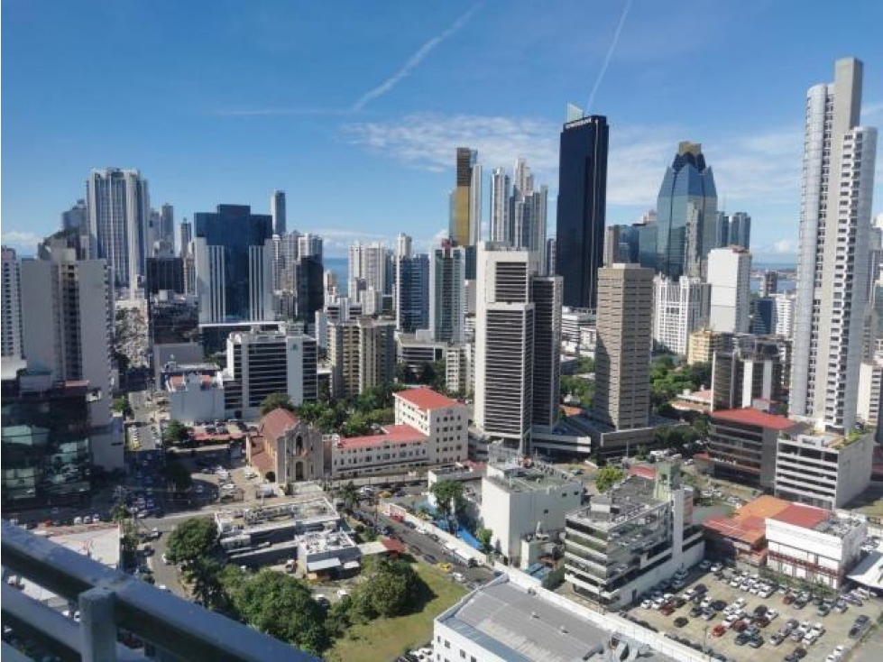 ALQUILER RESTAURANTE DE LUJO OBARRIO 400M2 GRAN OPORTUNIDAD CV