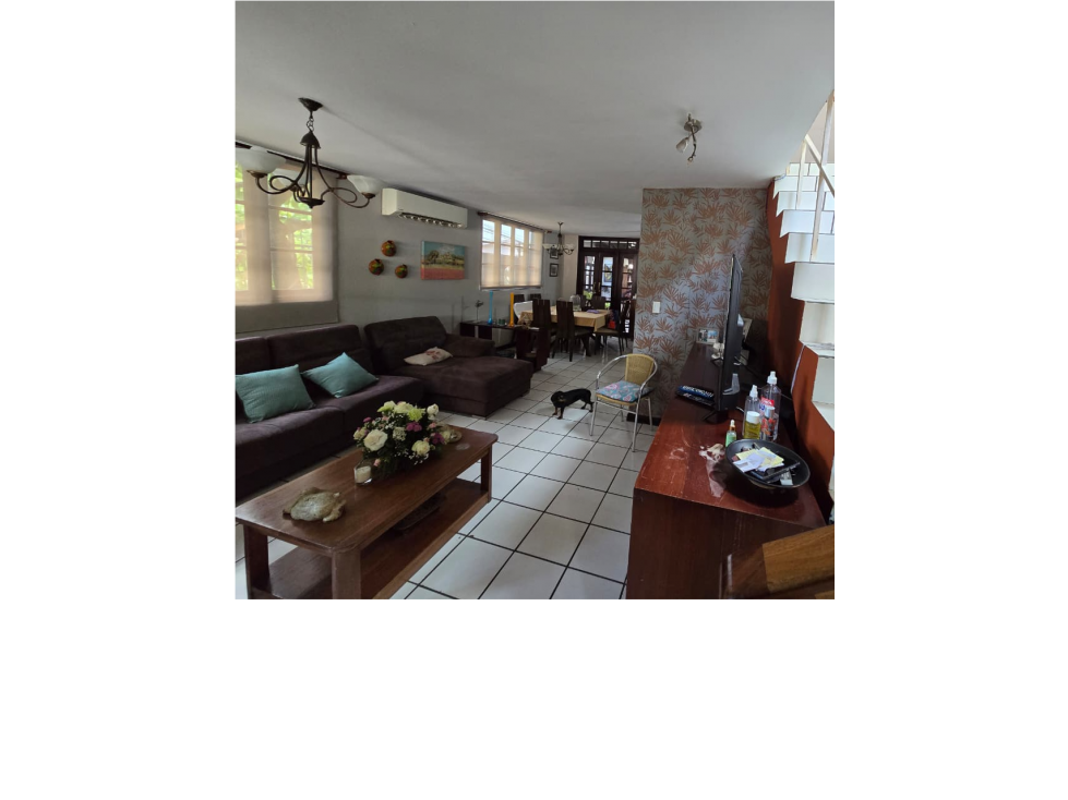 VENTA DE AMPLIA CASA DE 177MT2 EN CONDADO DEL REY REMODELADA AQ — foto 4