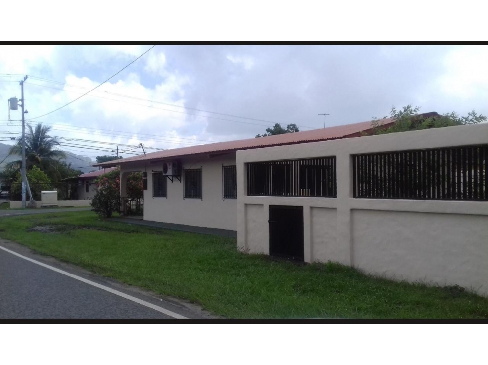 VENTA DE CASA DE ESQUINA EN CHAME 4 RECAMARAS