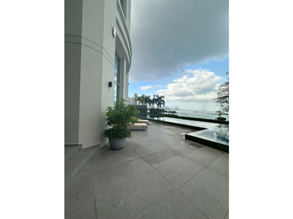 SE VENDE APARTAMENTO EN PACIFIC POINT - TIENE 378MTS CUADRADOS