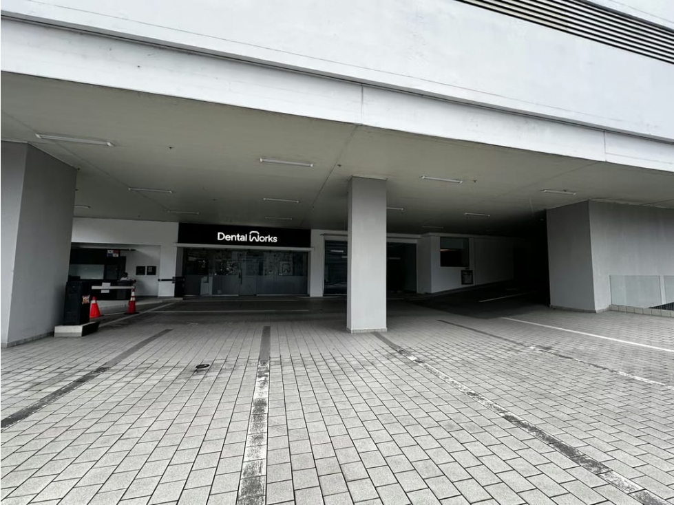 ALQUILER DE OFICINA VACIA EN EL PH RBS TOWER PUNTA PAITILLA AQ — foto 4