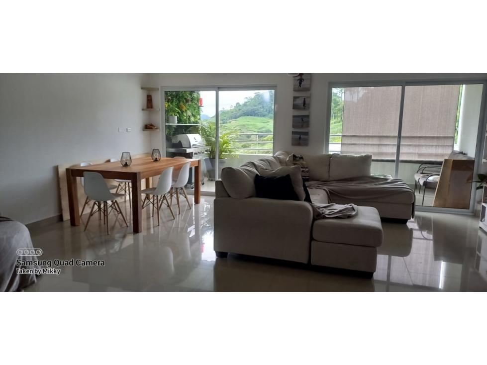 SE VENDE APARTAMENTO EN ALTAMIRA GARDENS 150M 3REC MAS CBE — foto 6