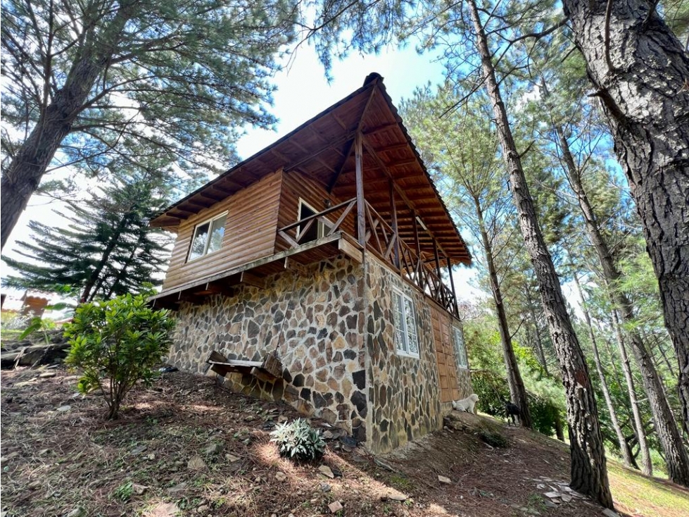 VENTA DE CASA EN ALTOS DEL MARIA