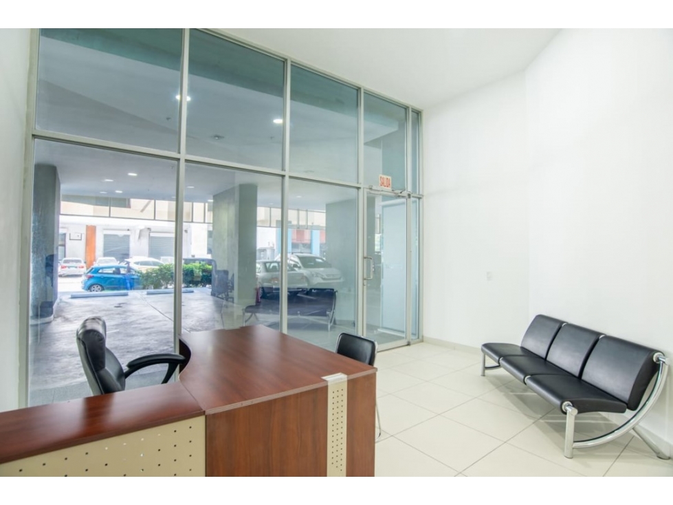 VENTA ALQUILER OFICINA AVENIDA BALBOA PH YACHT CLUB — foto 3