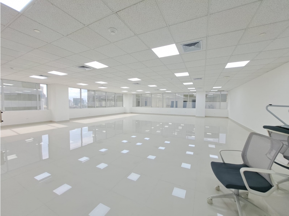 ALQUILER OFICINA 197M2 EN TORRE LAS AMERICAS MCP — foto 2