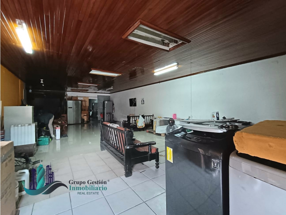 ALQUILER DE LOCAL DE 220 M2 EN SAN MATEO - 3