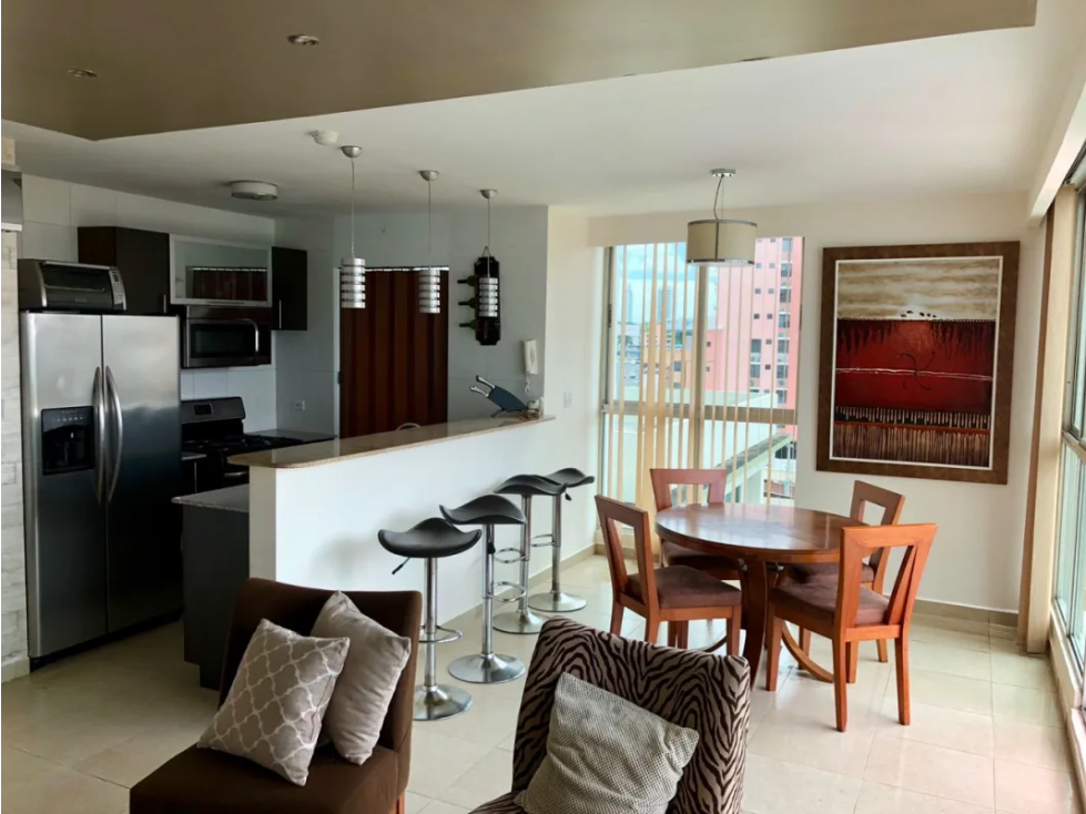 ALQUILER APARTAMENTO AMOBLADO VIA PORRAS CON BALCON PH OASIS TOWER