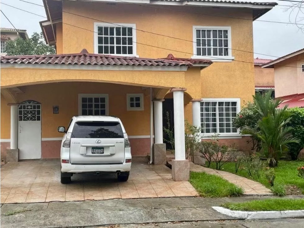 VENTA CASA EN LA CHORRERA 1.075 M² AB