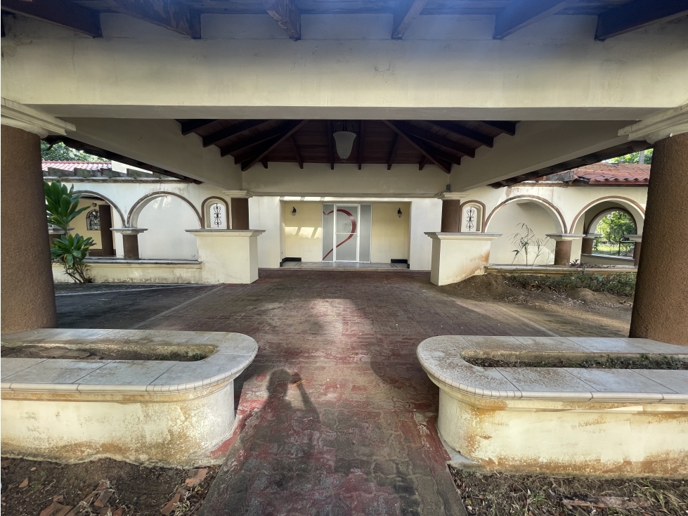 CASA PARA USO RESIDENCIAL O COMERCIAL EN AMADOR — foto 2