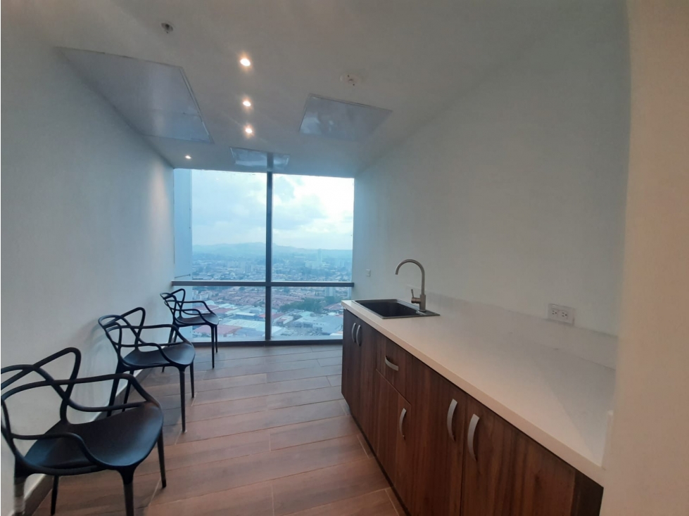 ALQUILER OFICINA AMOBLADA COSTA DEL ESTE 122M2 ESTRENAR MTTO INCLUIDO — foto 4