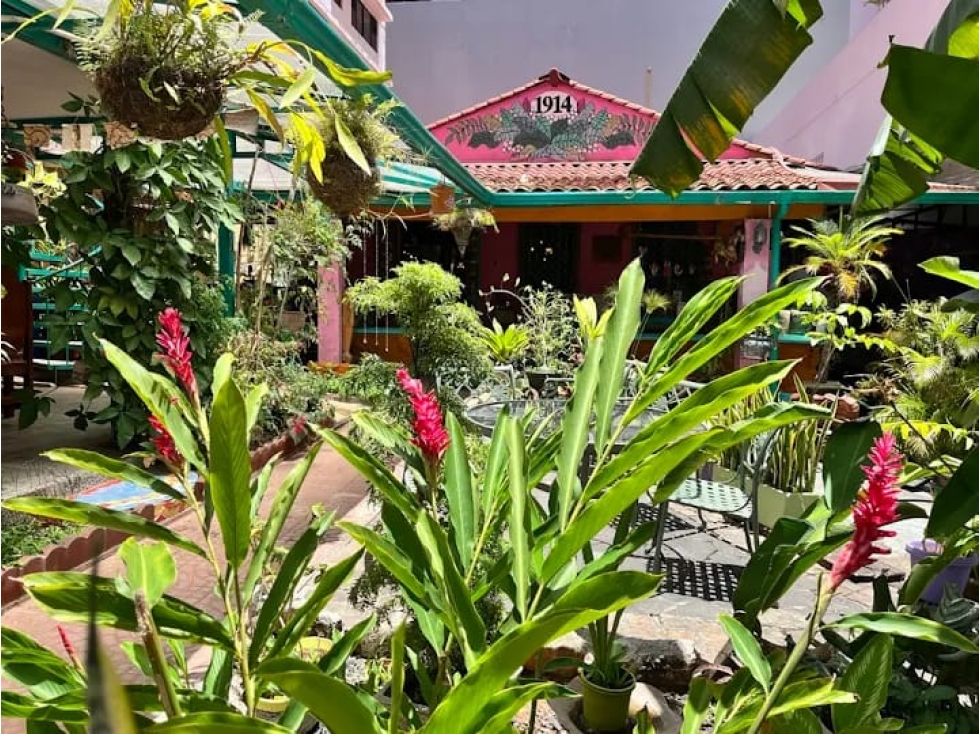 SE VENDE O ALQUILA POSADA EN BELLA VISTA 12 REC - 2
