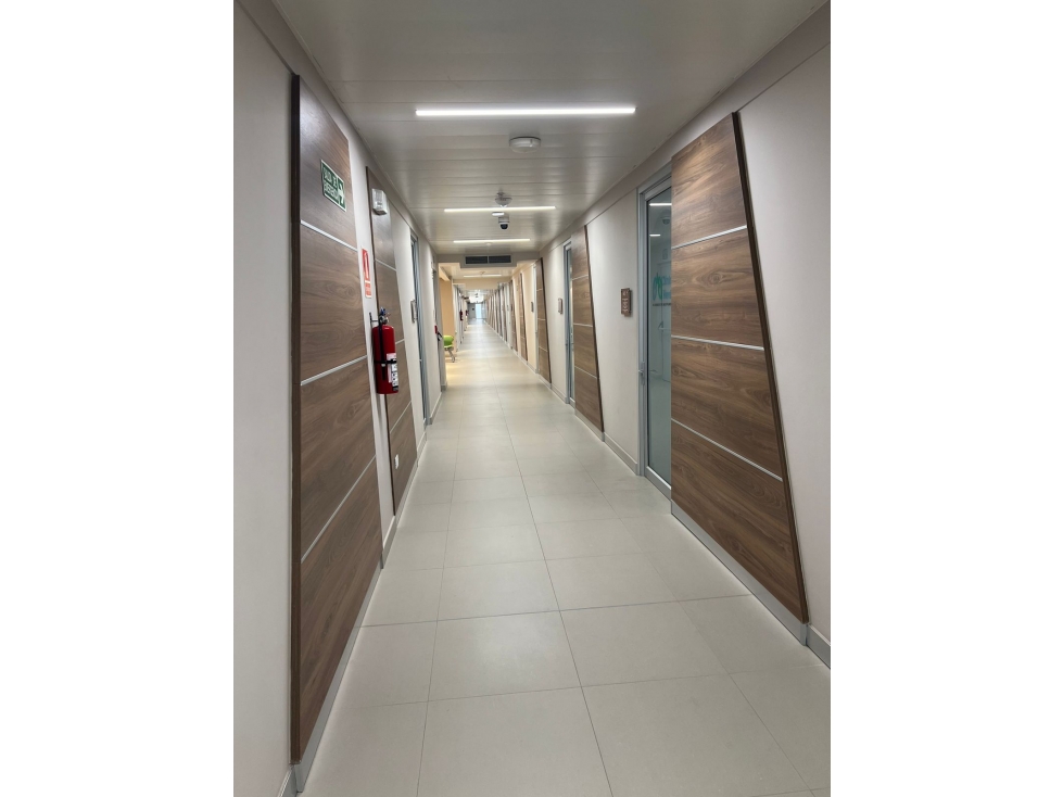 ALQUILER OFICINA EN COSTA DEL ESTE CONSULTORIO MALL EN TOWN CENTER — foto 2