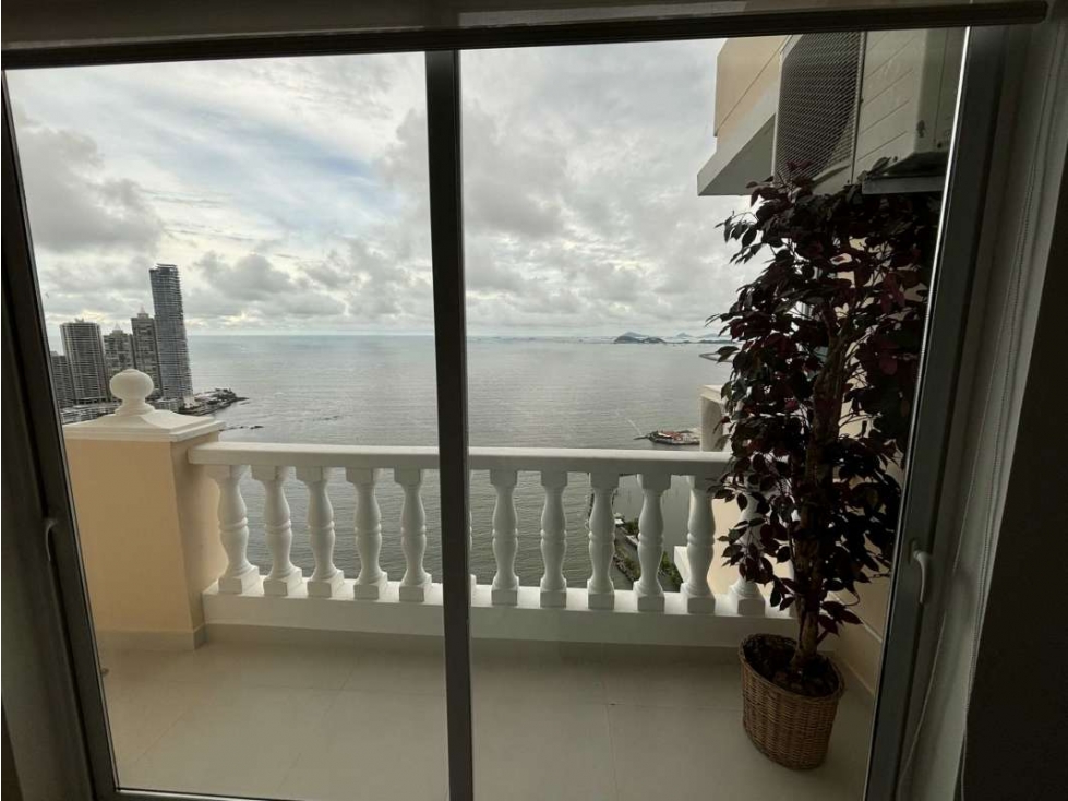 ALQUILER APARTAMENTO EN AV BALBOA PH VISTA DEL MAR 125MTS 1R YL — foto 3