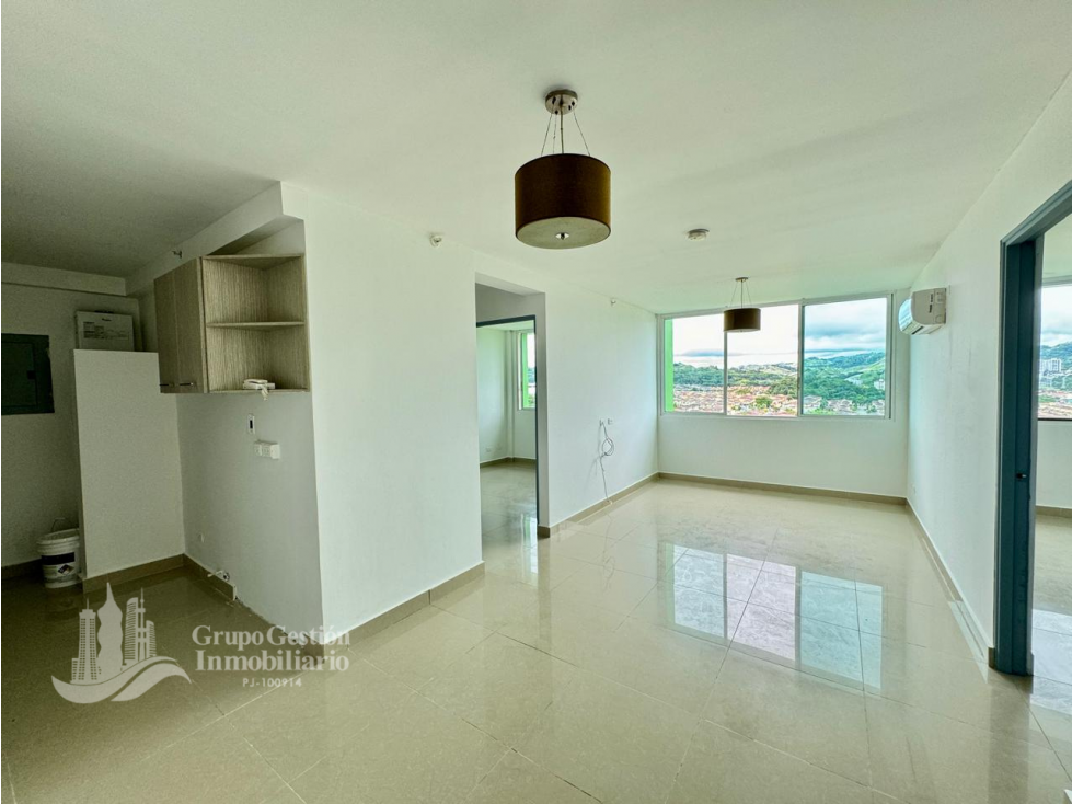 VENTA APARTAMENTO EN CONDADO DEL REY PH. GREEN PARK cv — foto 2