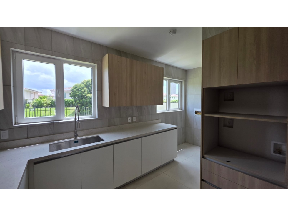 VENTA O ALQUILER DE CASA SANTA MARIA 365M2 THE WOODS MLD — foto 5