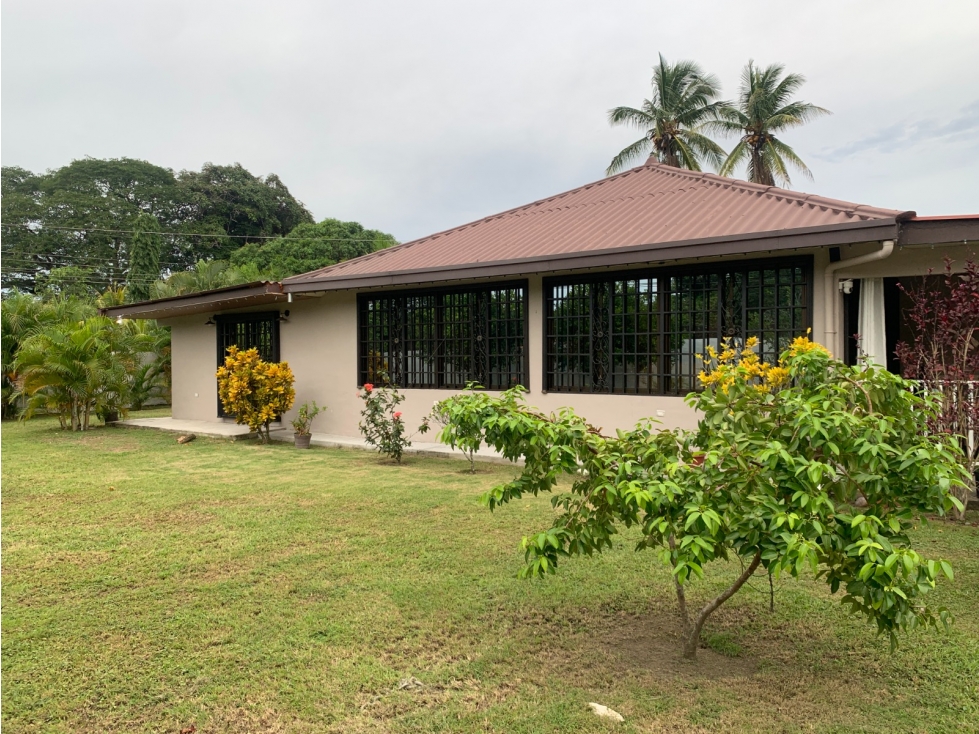 VENTA.DE.DOS CASAS EN UNA PROPIEDAD EN CHAME 1748 METROS — foto 5