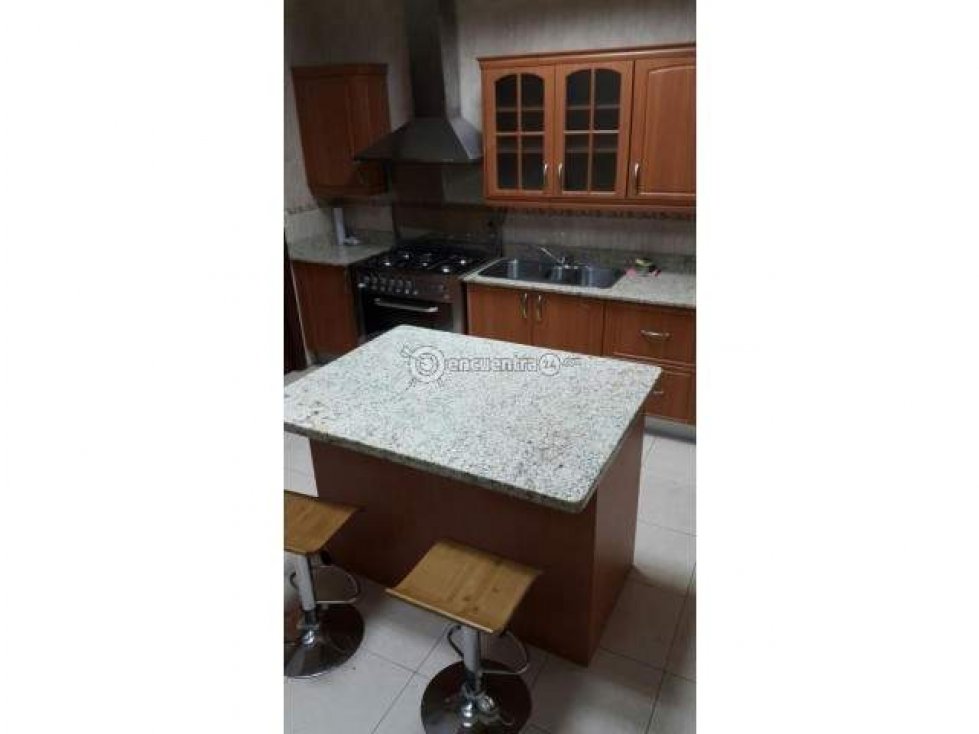 SE ALQUILA LUJOSA CASA EN ALTOS DE PANAMA AMOBLADA - 4