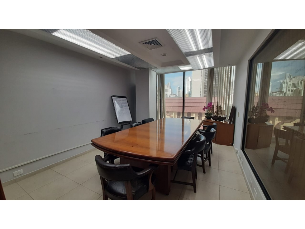 OFICINA MANTENIMIENTO INCLUIDO 207 M2 EN OBARRIO. PH OMEGA — foto 2