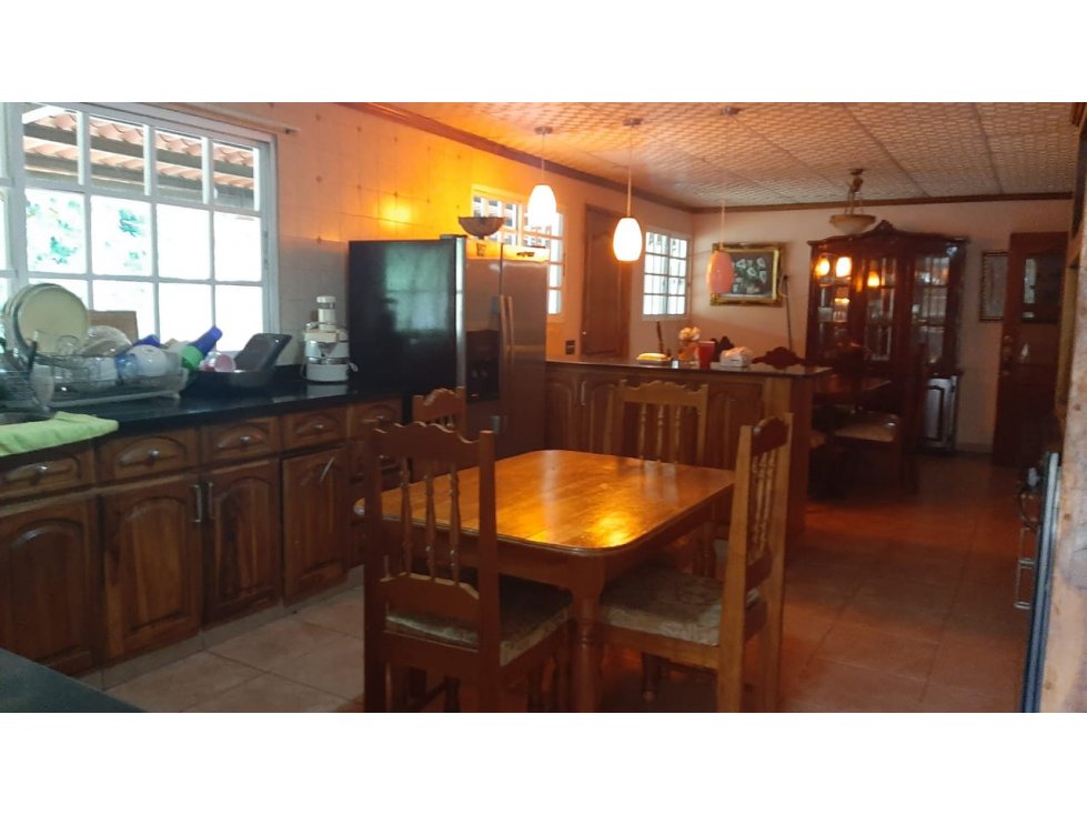 CASA EN CERRO AZUL, LAS VISTAS EN 2.500M2 DE TERRENO - 3