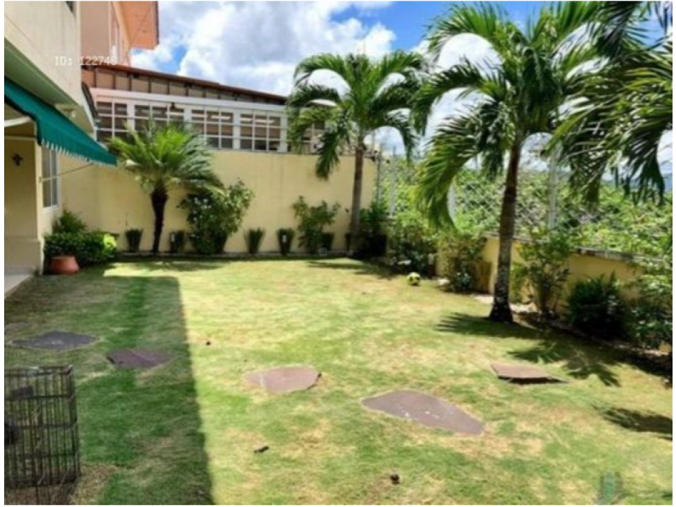 CASA DE 379M2 EN BRISAS DEL GOLF, VILLA ALTA — foto 3