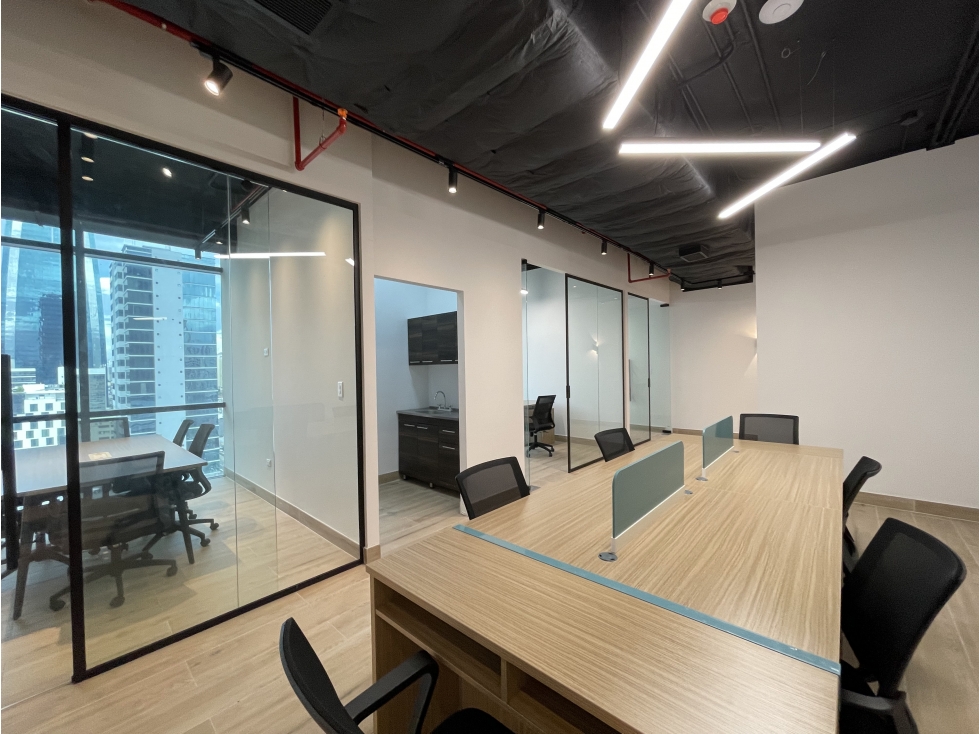 ALQUILER OFICINA AMOBLADA SERVICIOS INLCUIDOS TOWERBANK CALLE 50