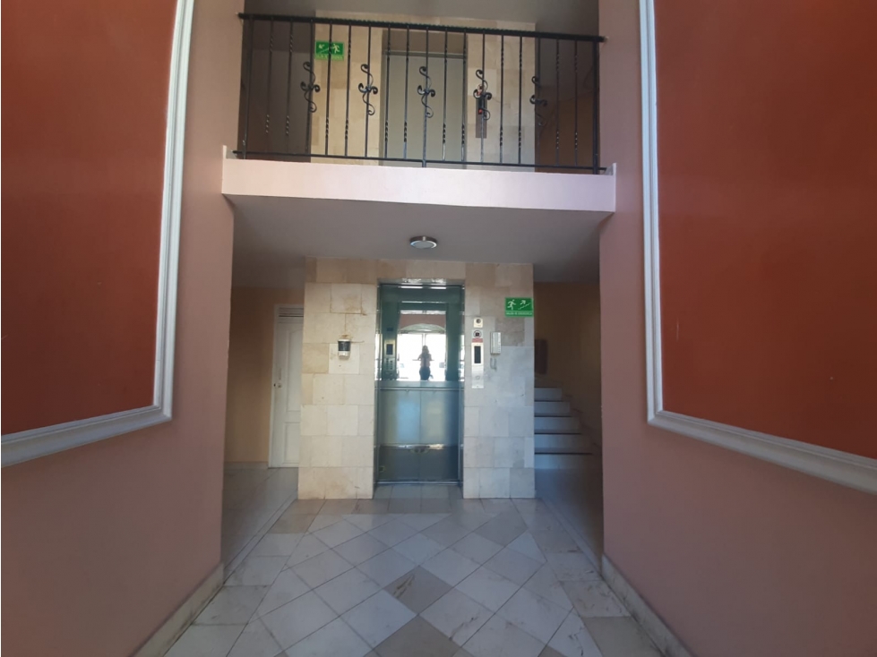 VENTA APARTAMENTO EN CONDADO DEL REY 3 RECAMARAS — foto 2