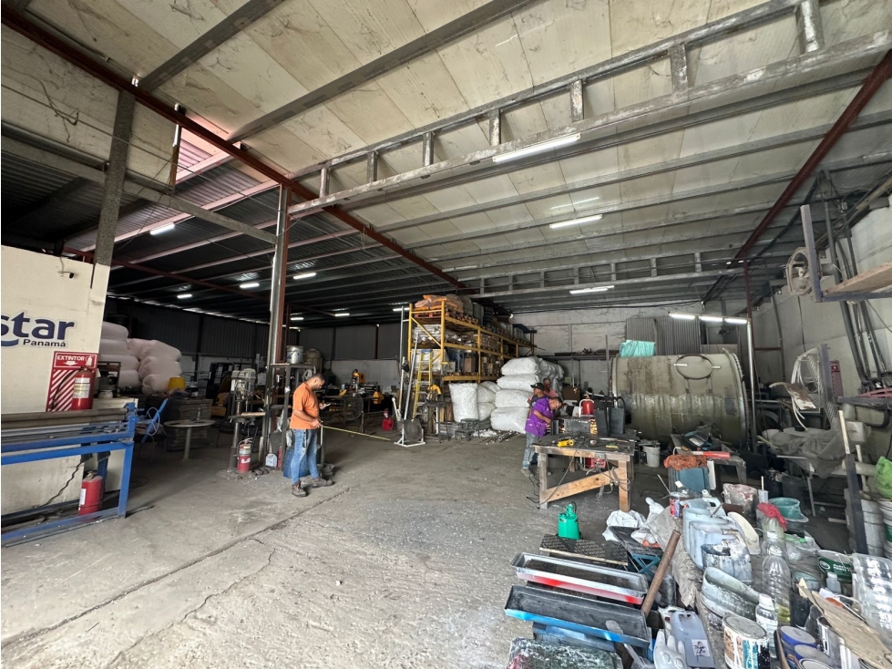 ALQUILER GALERA 610M2 PARQUE ARAPAIMA LAS MAÑANITAS MTTO INCLUIDO MCP — foto 4