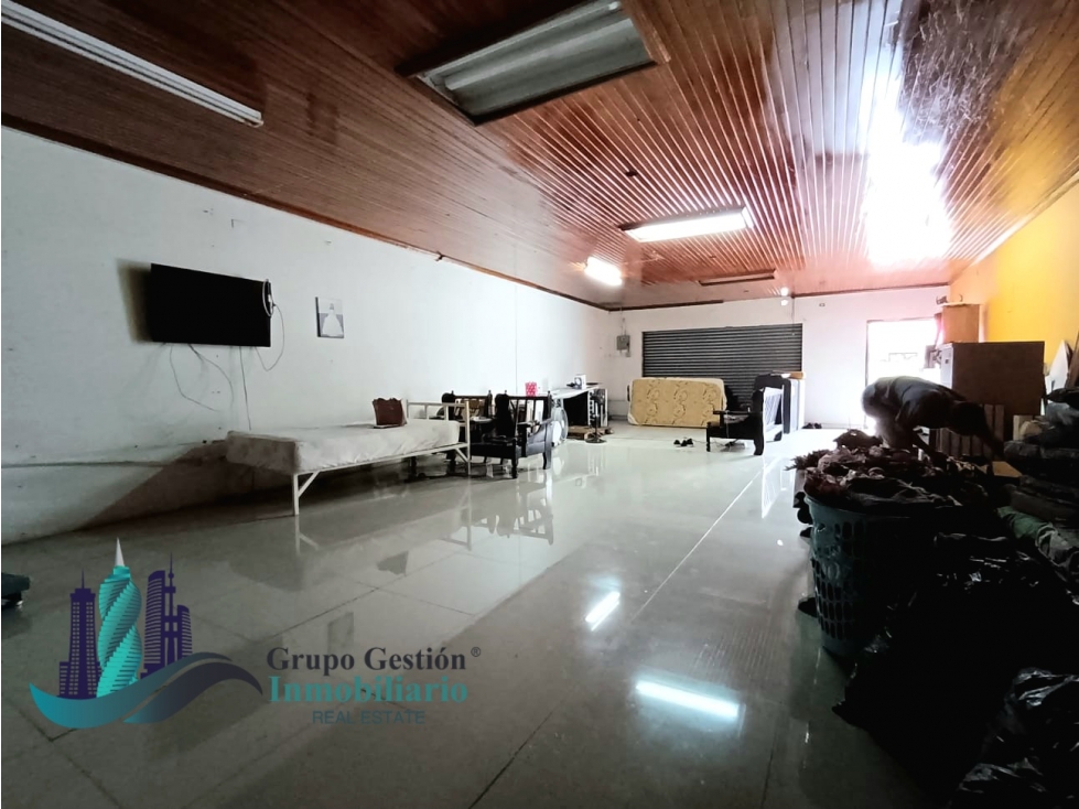 ALQUILER DE LOCAL DE 220 M2 EN SAN MATEO - 5