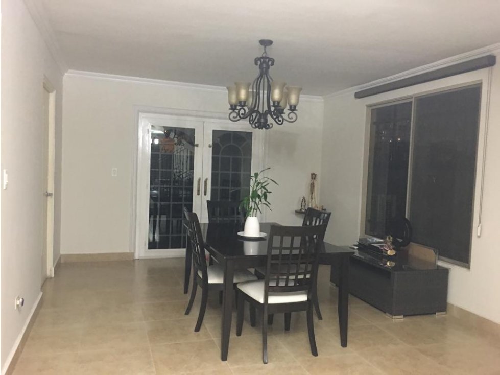 CASA CONDADO DEL REY PASEO DORADO 3REC 399MTS - 5