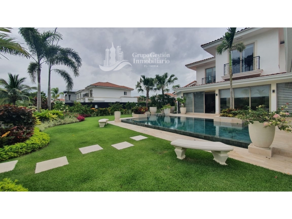 CASA DE LUJO CON PISCINA CLIMATIZADA SANTA MARIA FAIRWAY ESTATE MLD — foto 3