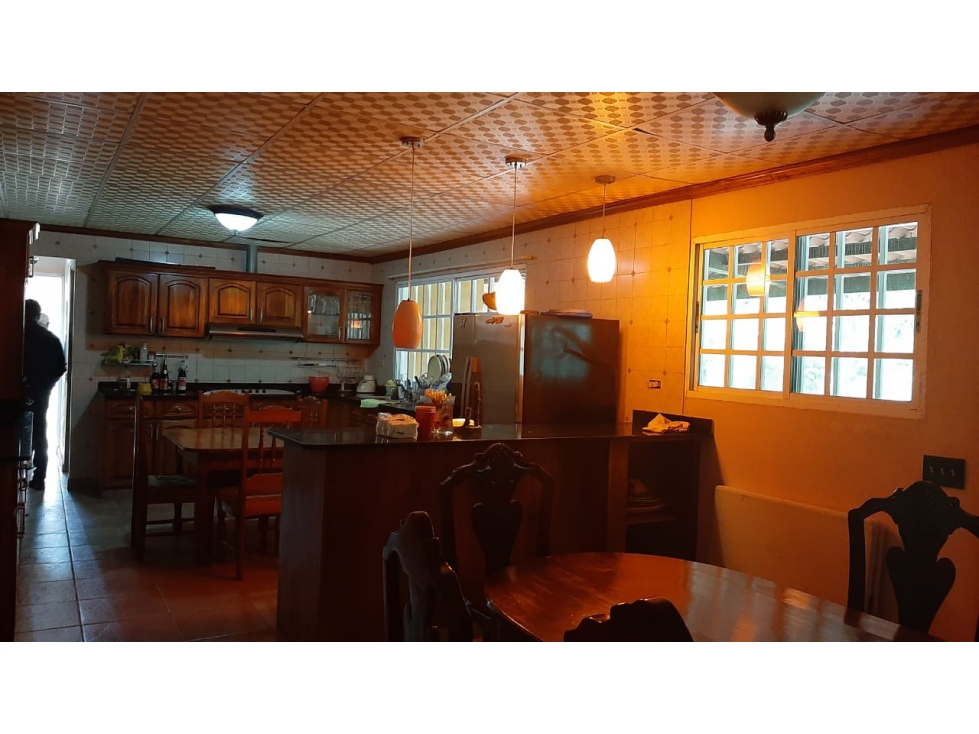 CASA EN CERRO AZUL, LAS VISTAS EN 2.500M2 DE TERRENO - 5