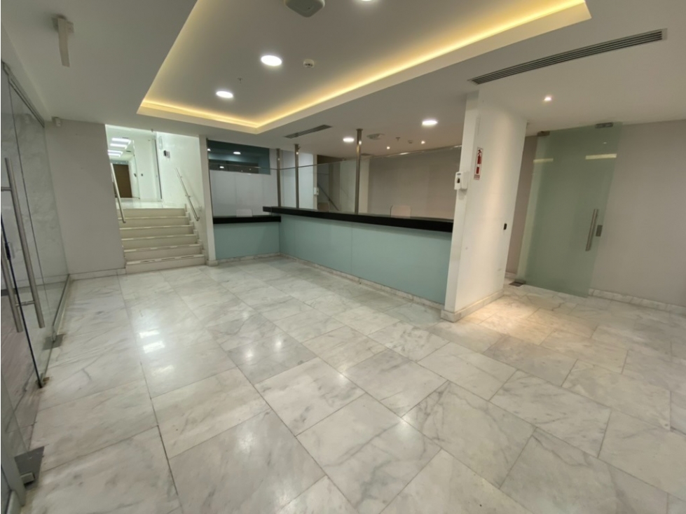 OFICINA 220 m2 LISTA PARA OCUPAR MANTENIMIENTO INCLUIDO BELLA VISTA — foto 3