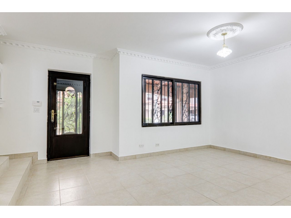 VENTA Y ALQUILER CASA CON LINEA BLANCA EN RESIDENCIAL CV - 6